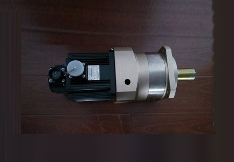 精密行星减速机型号怎样搭配伺服电机功率